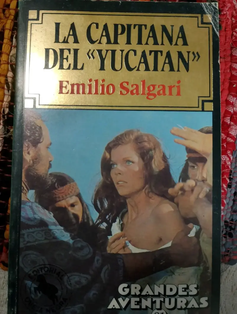 Libro 'La Capitana del Yucatán' Emilio Salgari - 1