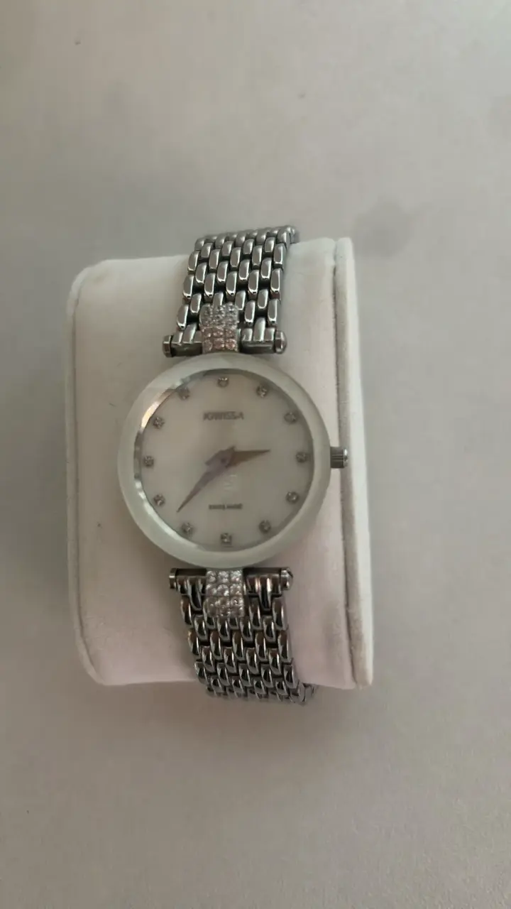 Reloj de pulsera plateado Suizo - 4