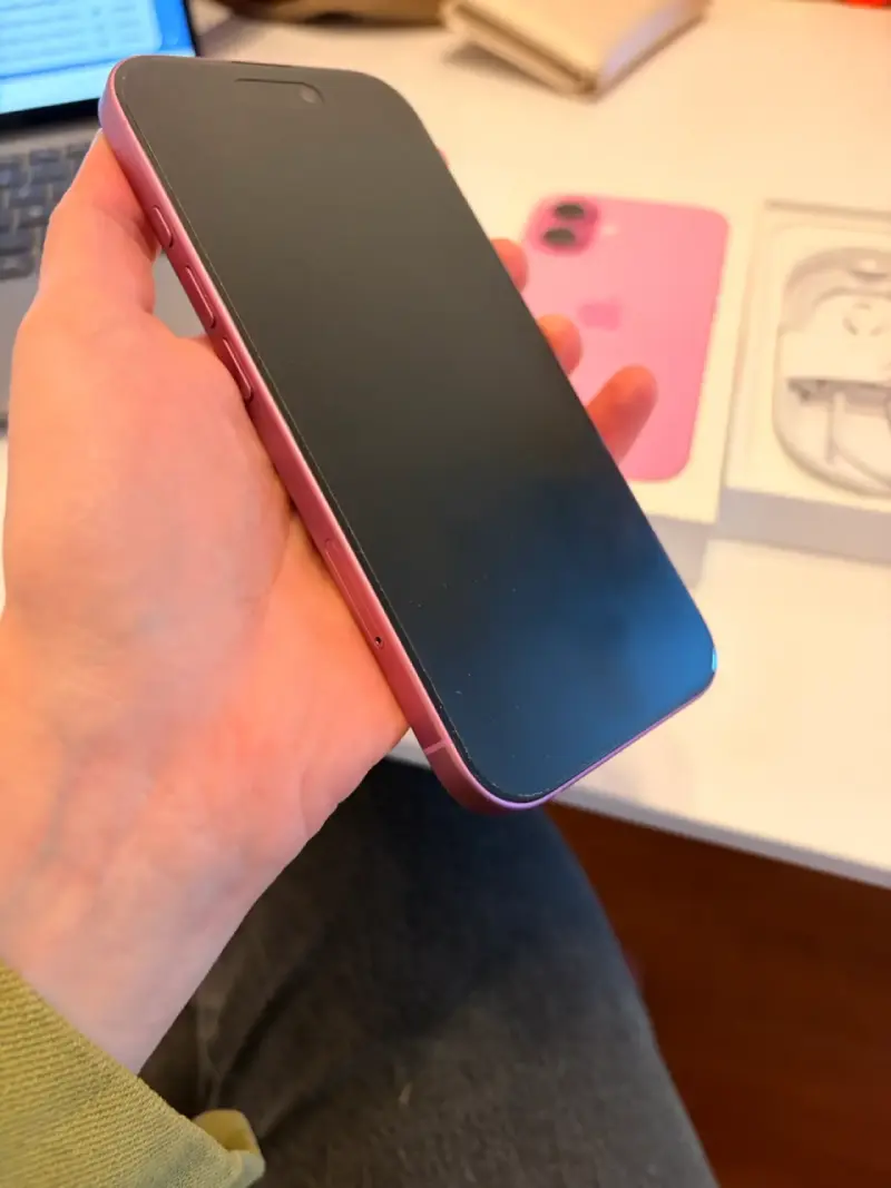 iphone 16 - 2