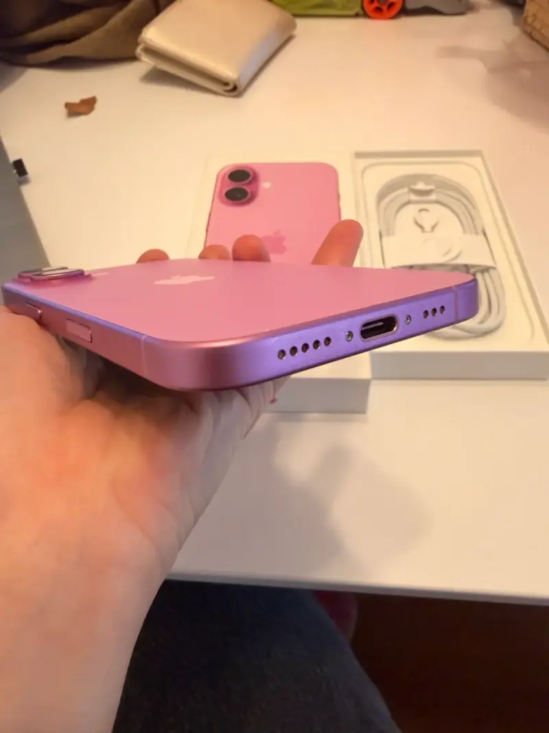 iphone 16 - 4