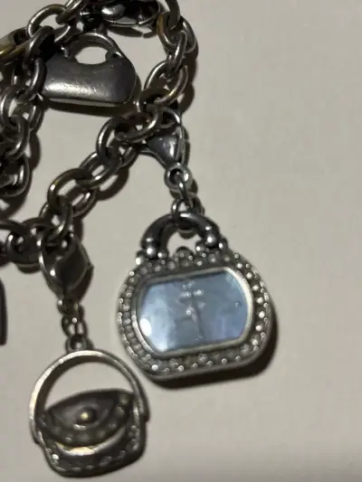 Reloj Pulsera Citizen solar de dijes plateada - miniatura 2
