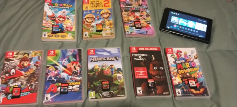 Nintendo Switch con accesorios y joystick - 4