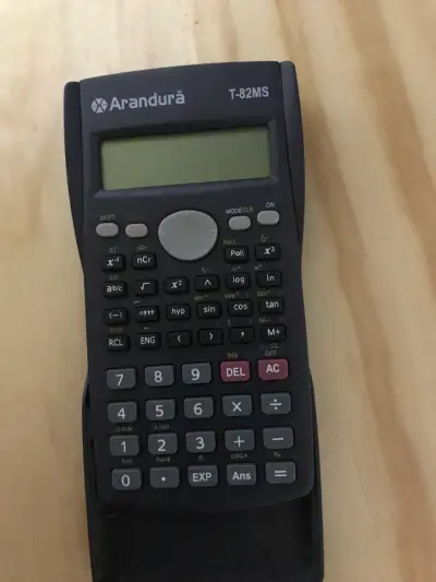 Calculadora científica Arandurá T-82MS - miniatura 1