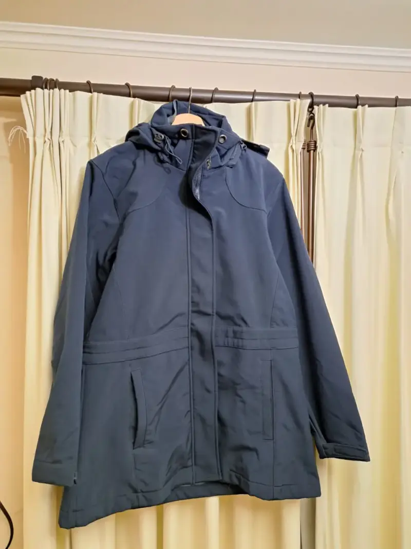 Chaqueta azul para invierno SOFTCHELL - 1