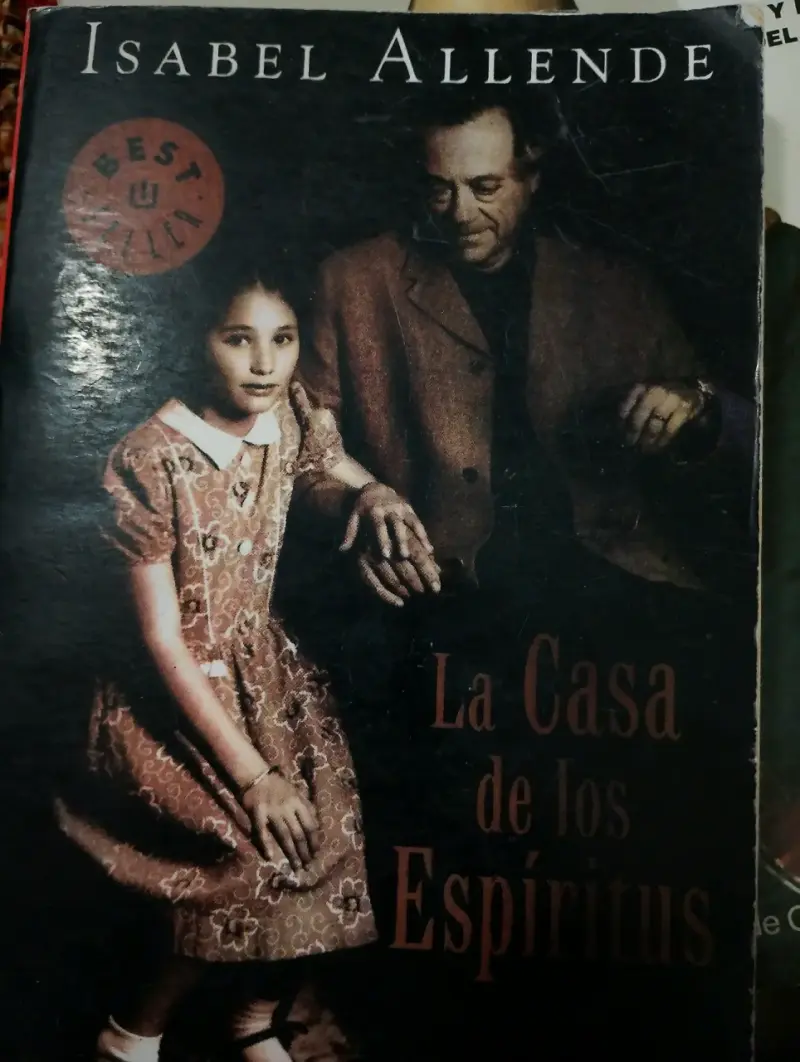 Libro 'La Casa de los Espíritus' - 1