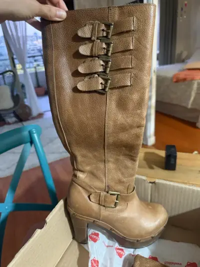 Botas altas de cuero camel - miniatura 1