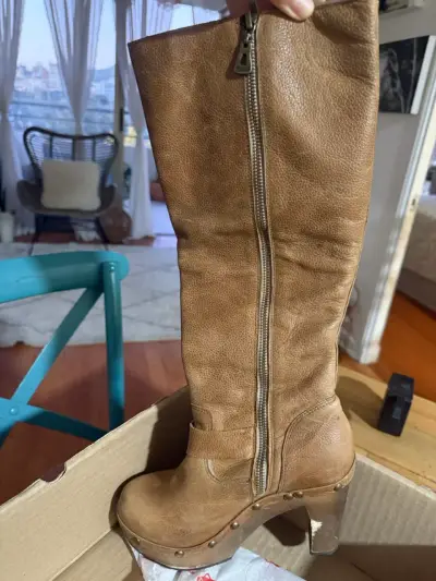 Botas altas de cuero camel - miniatura 4