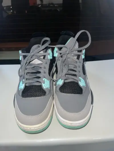 Zapatillas JORDAN Retro4,  grises/ menta - miniatura 3