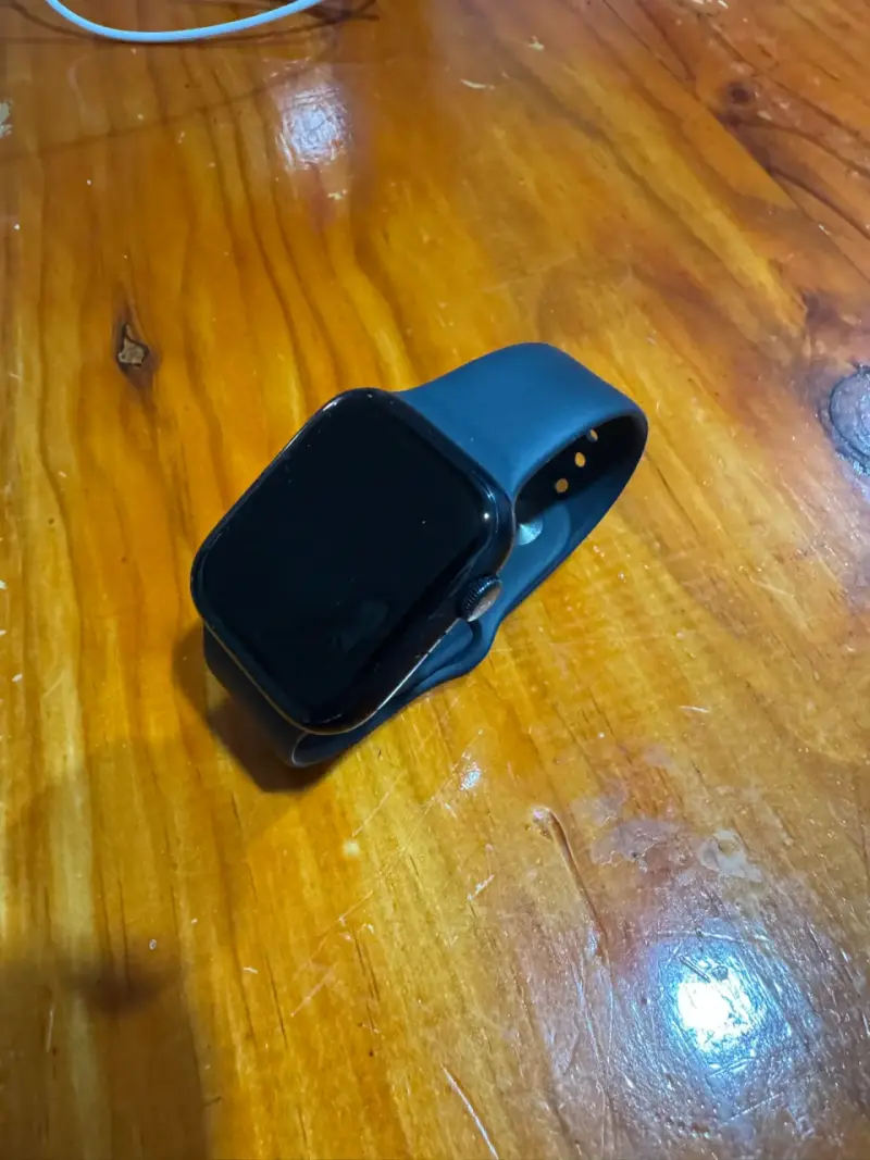 Apple Watch Series 8 - 3