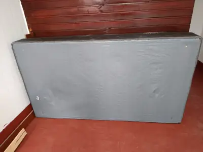 Cama 1 plaza 1/2 - miniatura 2
