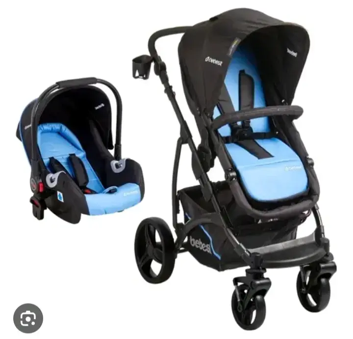 Coche de bebé y silla azul