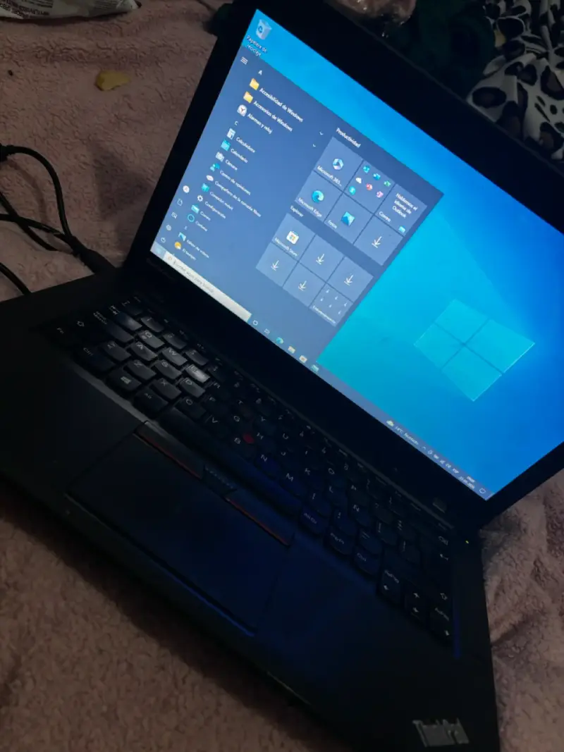 Laptop Lenovo ThinkPad - 1