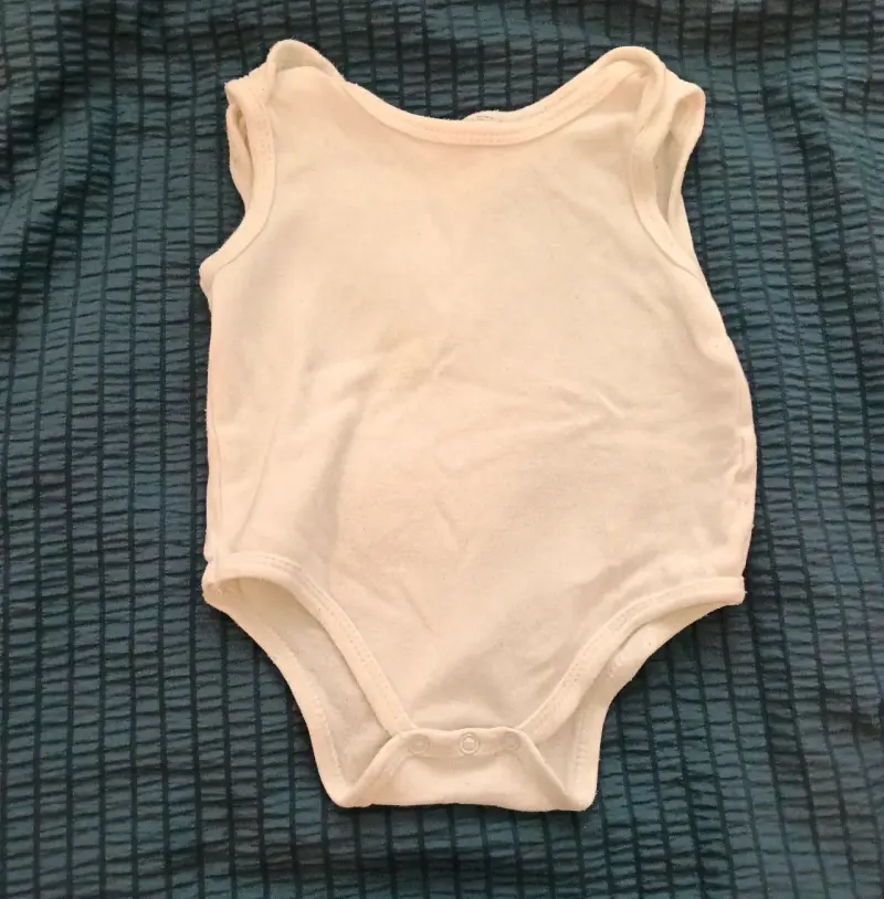 Body de bebé blanco sin mangas (niña) - 8