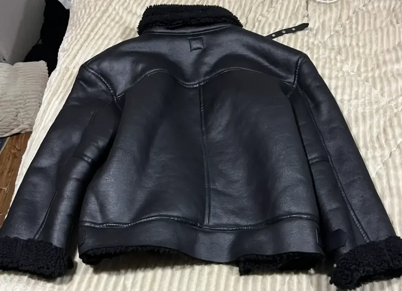 Chaqueta negra de cuero con forro - 2