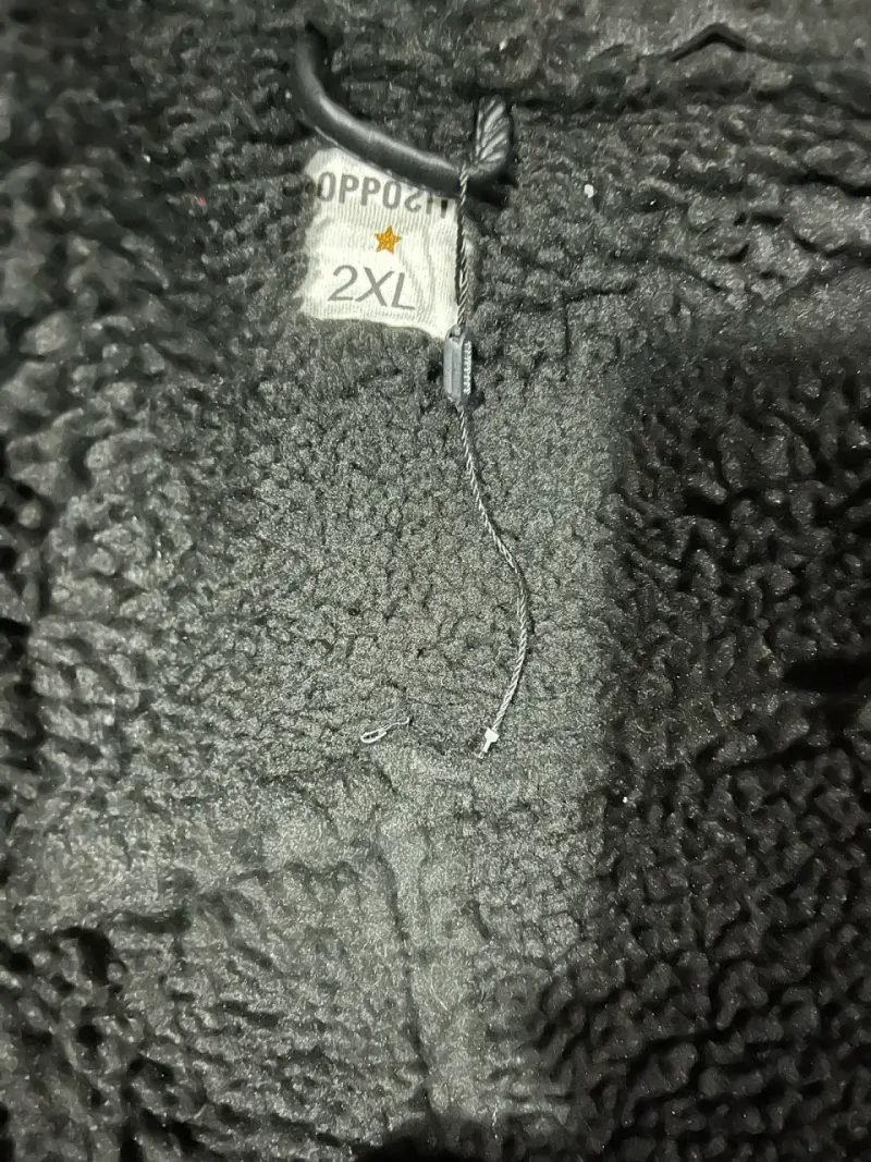 Chaqueta negra de cuero con forro - 4