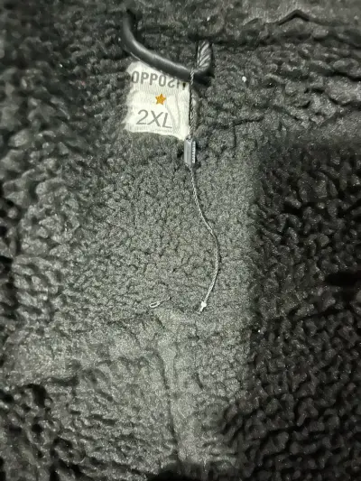 Chaqueta negra de cuero con forro - miniatura 4