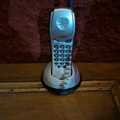 Teléfono inalámbrico VTech con base - miniatura 2