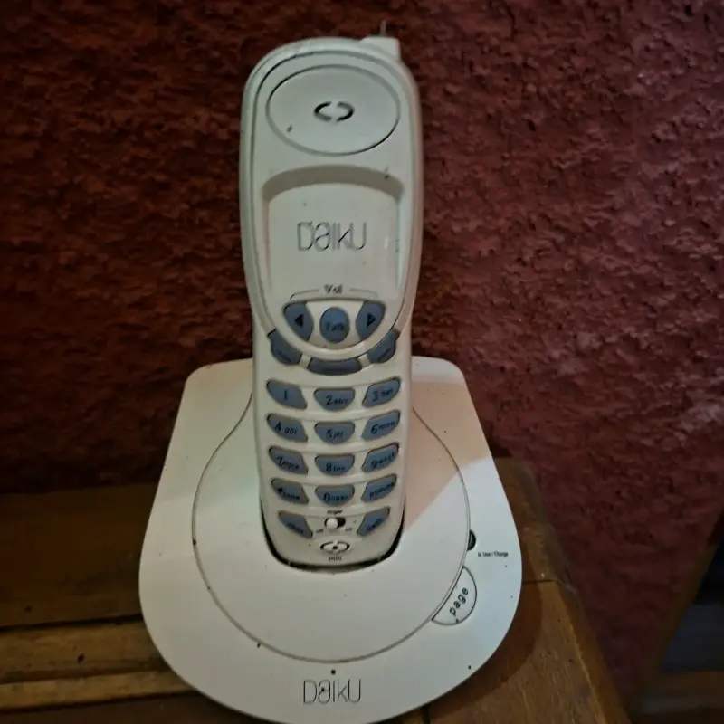Teléfono inalámbrico Daiku blanco - 1