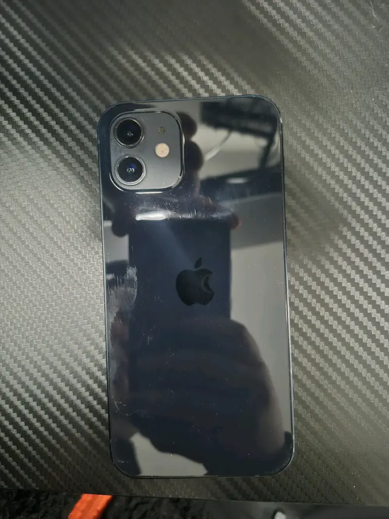 iPhone 12 negro - 1