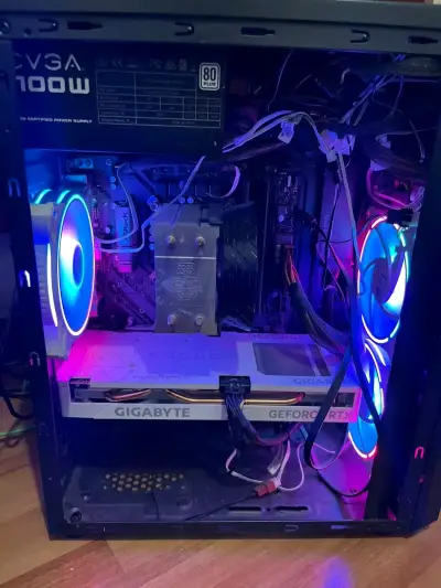Deshueso PC gamer/partes pc gamer negociable - miniatura 1