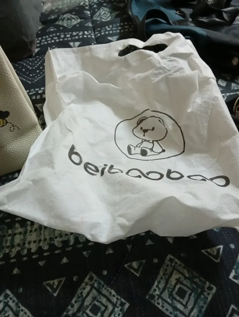Cartera con diseño de oso - 2