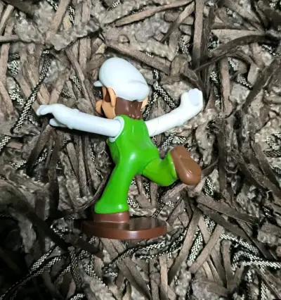 Figura coleccionable Luigi - miniatura 2