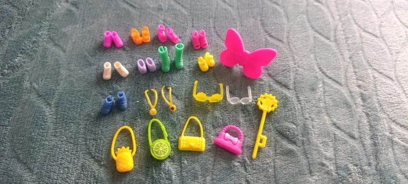 Muñecas Polly pockets y tiendita - 3