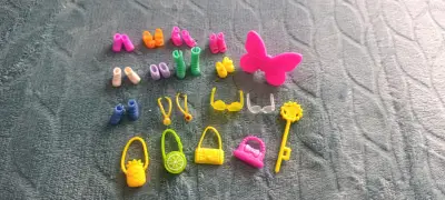 Muñecas Polly pockets y tiendita - miniatura 3