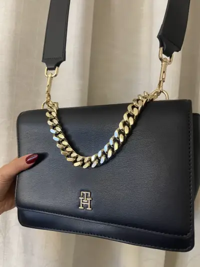 Cartera Nueva Tommy Hilfiger - miniatura 1