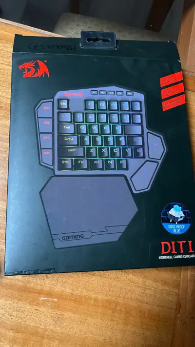 Teclado mecánico Redragon DITI - miniatura 1