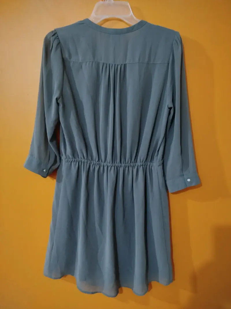 Vestido azul con volantes - 2