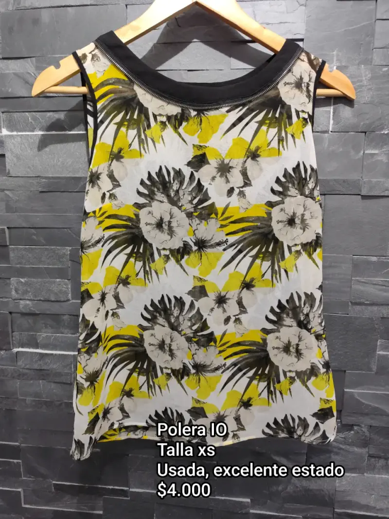 Polera IO floral multicolor