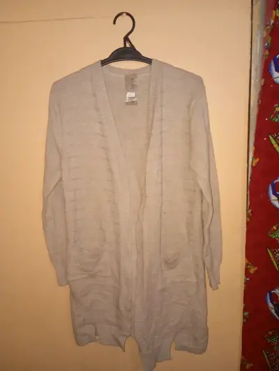 Cárdigan beige para mujer - miniatura 1