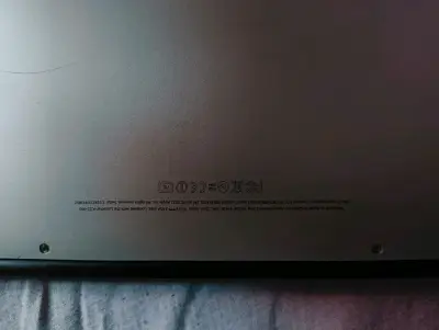 MacBook Air usado - miniatura 5
