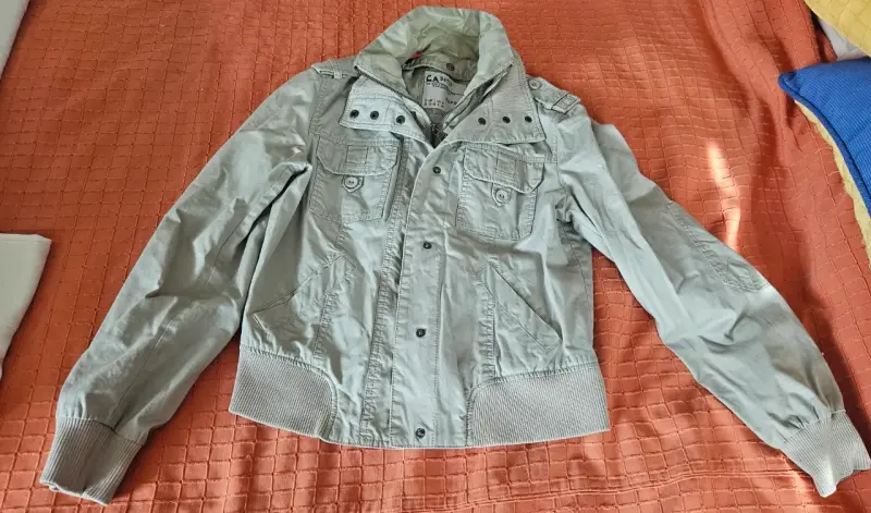 Chaqueta Beige estilo militar