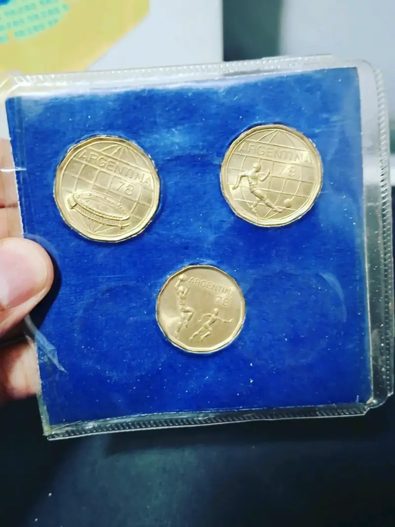 Set de monedas del Mundial Futbol Argentina 1977 - 2