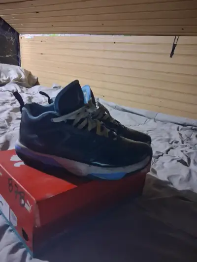 Zapatillas deportivas negras - miniatura 1