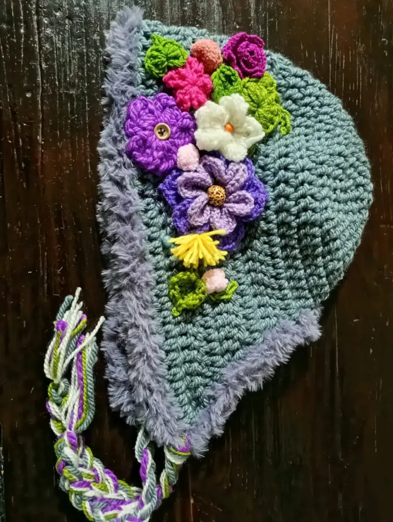 Gorro tejido con flor - 4