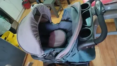 Coche para bebé gris - miniatura 1