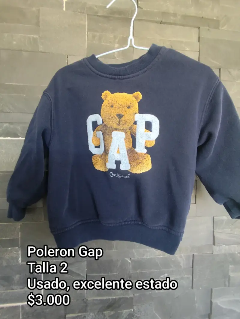 Polerón Gap con oso azul