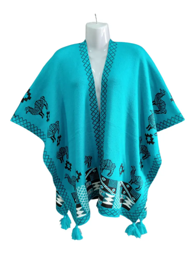 Ruana de alpaca  con diseño etnico - 2
