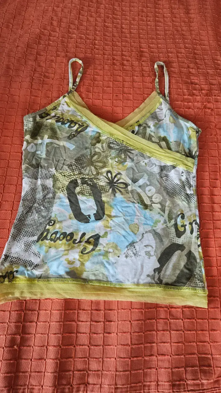 Polera rayada sin mangas