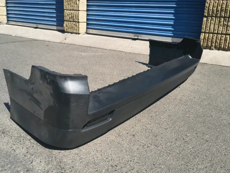 Parachoques trasero negro Ssang Yong Actyon sport - 3