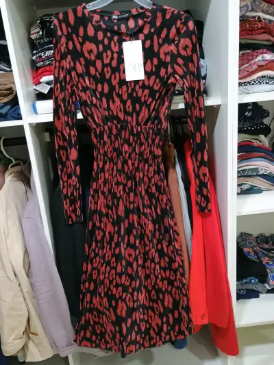 Vestido animal print con etiqueta - miniatura 1