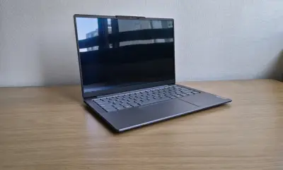 Lenovo Yoga Slim7 Ultra 7 16 GB | 1TB - miniatura 3