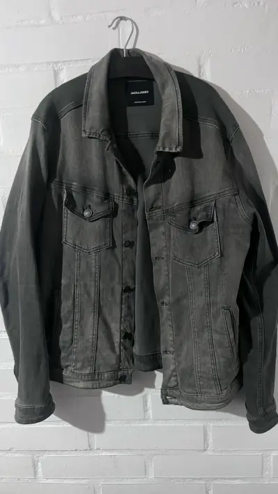 Chaqueta gris Jack & Jones - miniatura 1