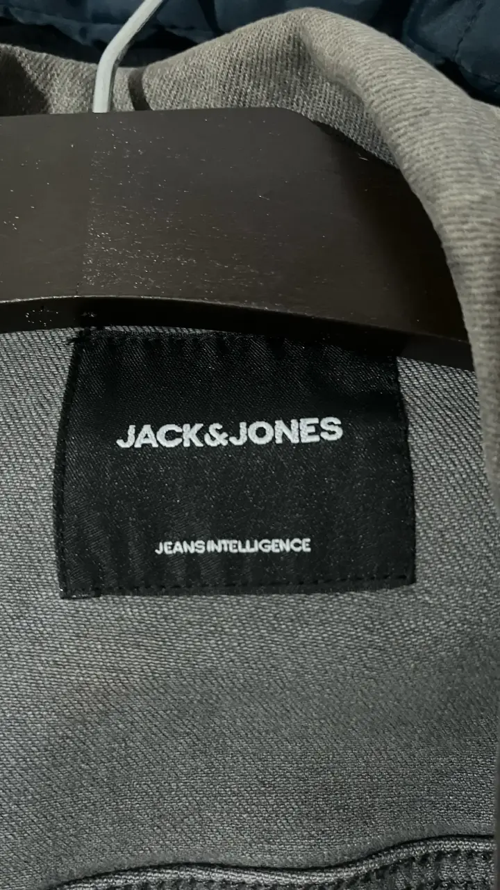Chaqueta gris Jack & Jones - 3