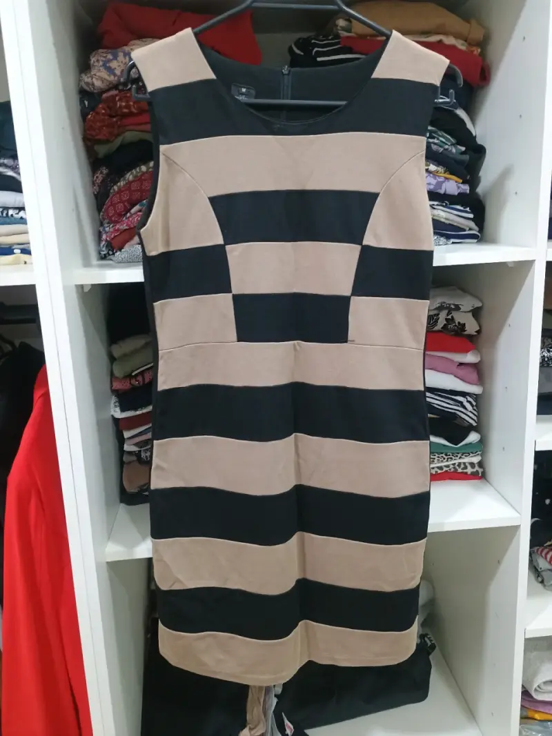 Vestido rayado beige y negro - 3