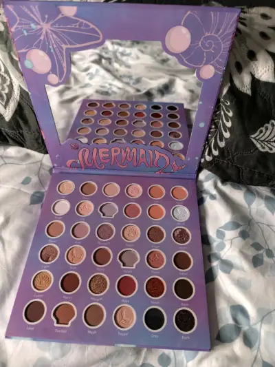 Paleta de sombras Mermaid - miniatura 1