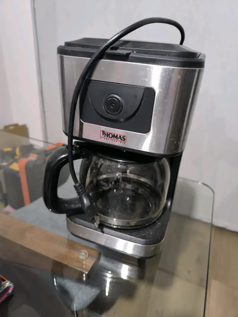 Cafetera Thomas plateada usada